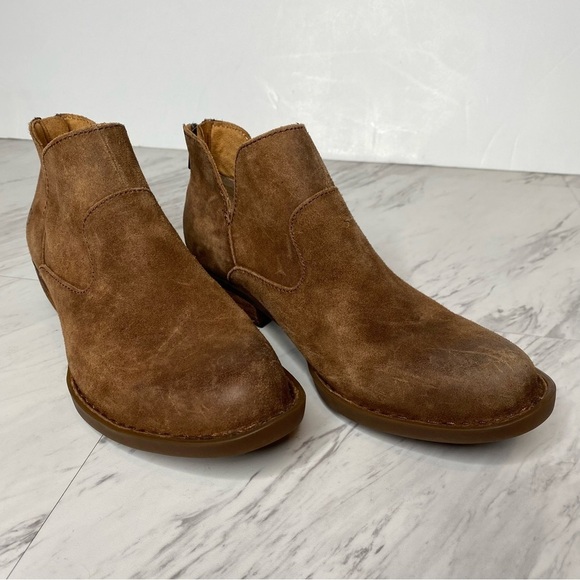 Born Beth Brown Distressed Suede Bootie 6 1/2 M - Picture 9 of 14